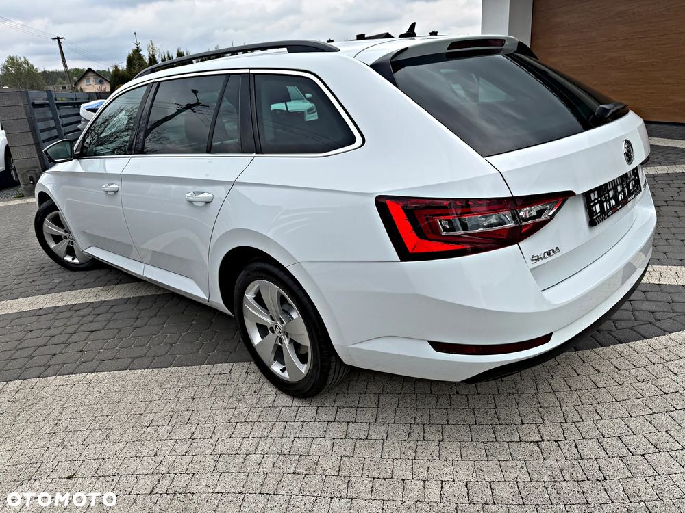 Skoda Superb 2.0 TDI DSG Style - 13