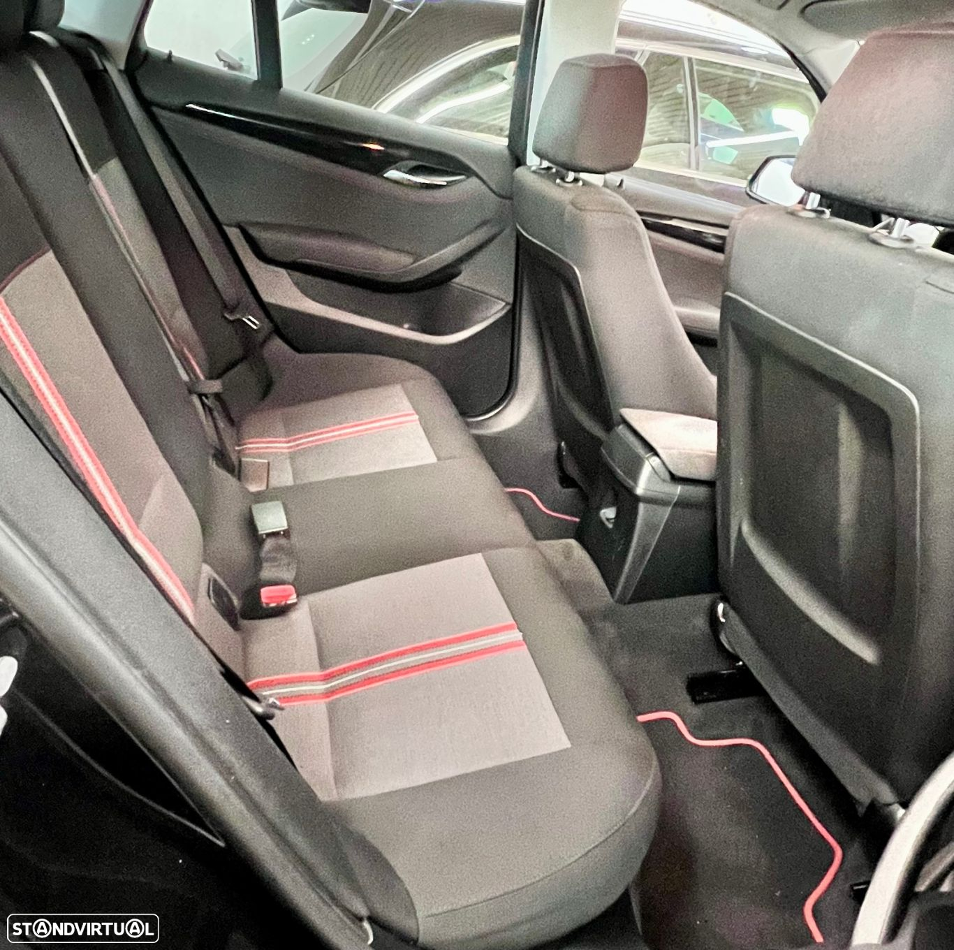 BMW X1 16 d sDrive Line Sport - 5