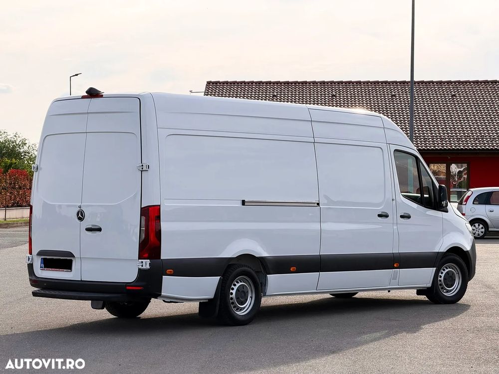 Mercedes-Benz Sprinter (BlueTec) 906.213 - 4
