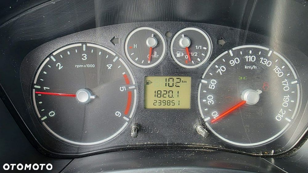 Ford Transit Connect - 11