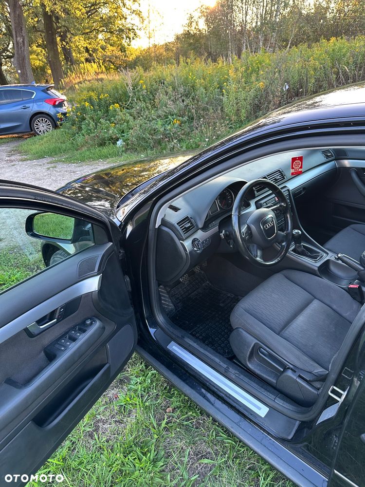 Audi A4 Limousine - 31