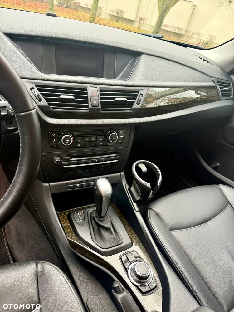 BMW X1 xDrive20d - 9