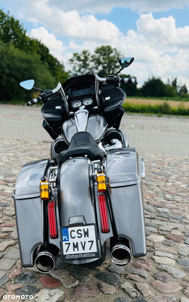 Harley-Davidson Touring Road Glide - 9