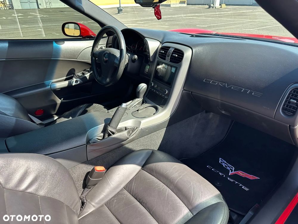 Chevrolet Corvette - 13