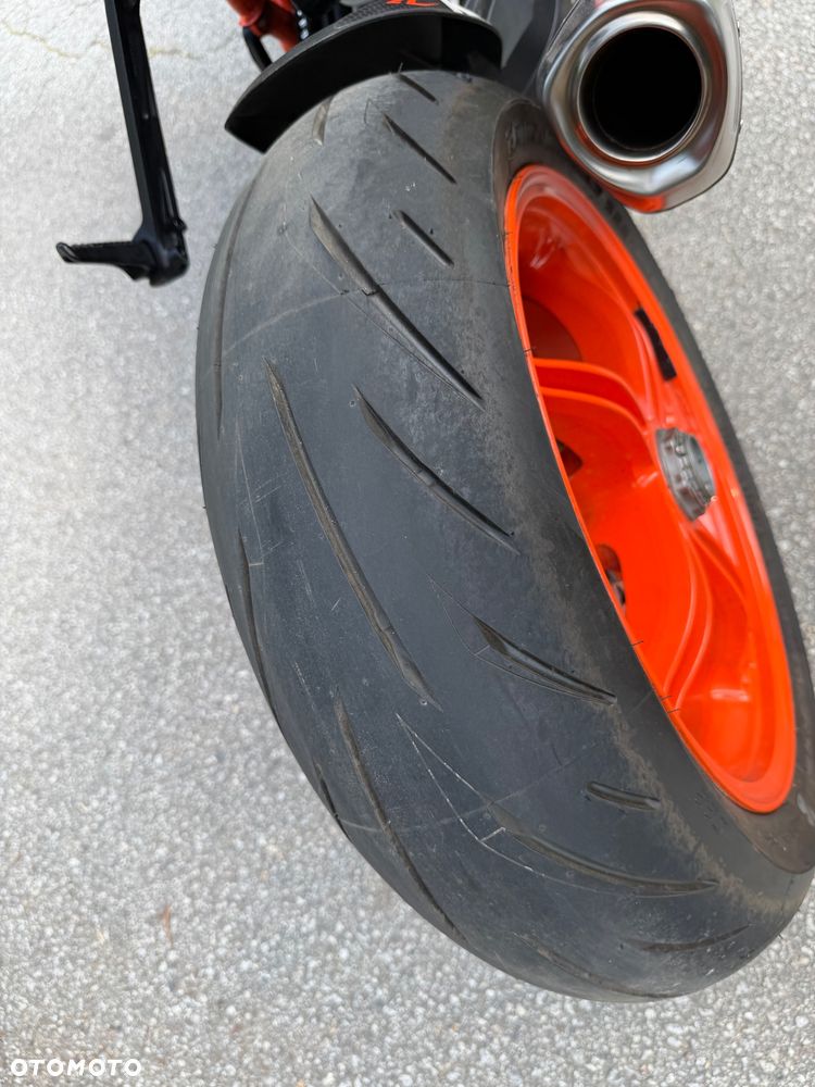 KTM Super Duke - 16