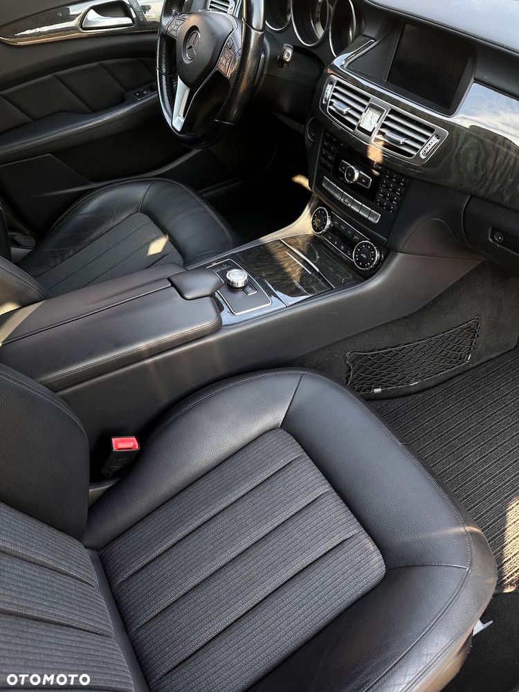 Mercedes-Benz CLS 350 CDI BlueEff - 9