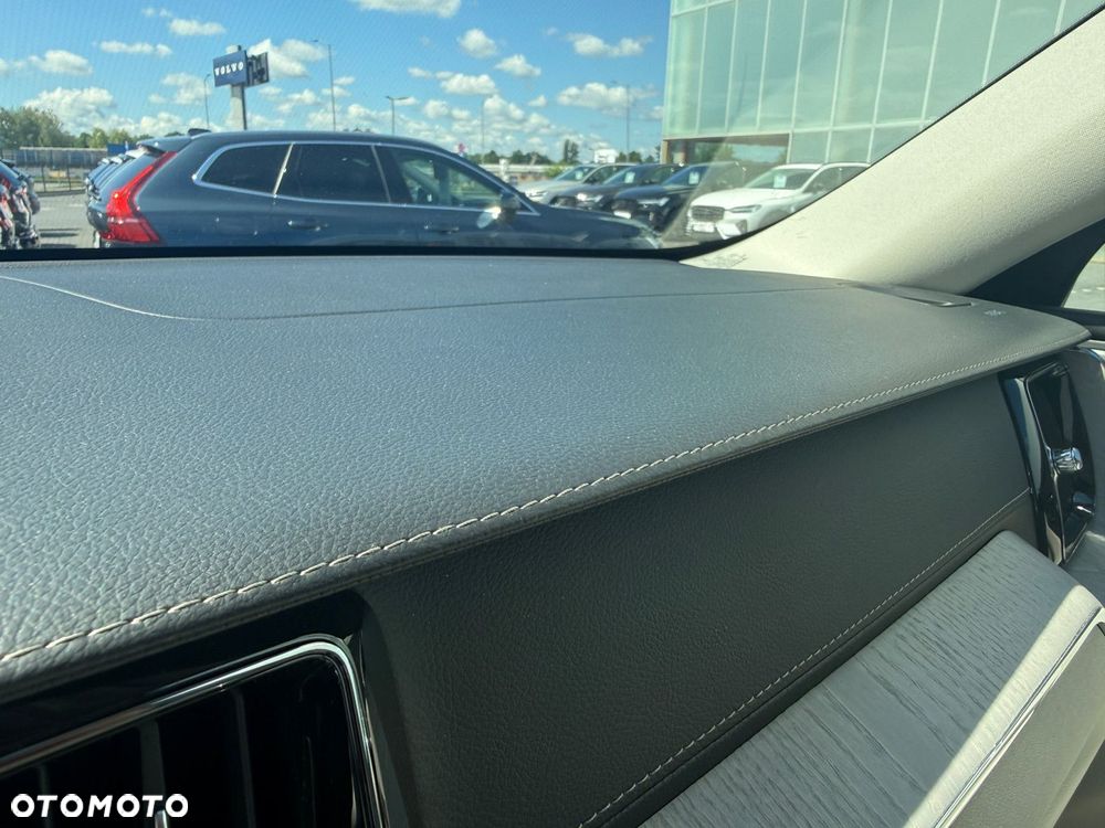 Volvo XC 60 - 23