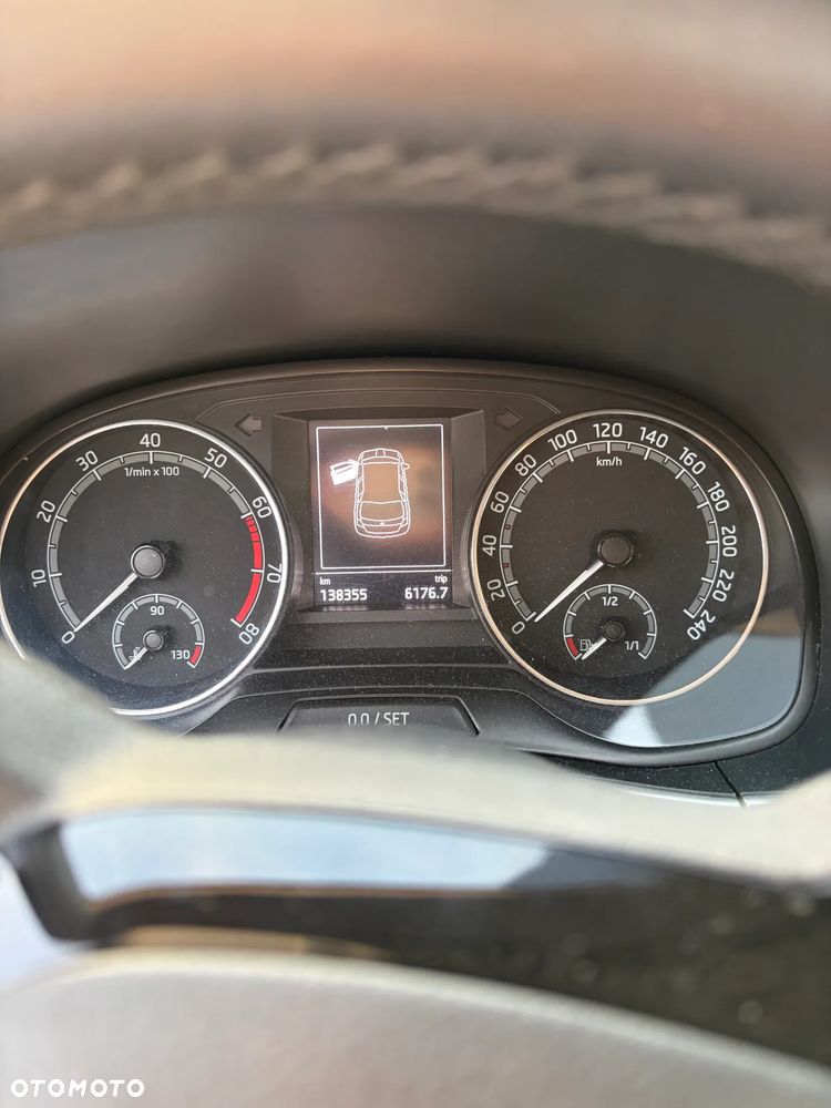 Skoda Fabia 1.0 TSI Ambition Plus - 39