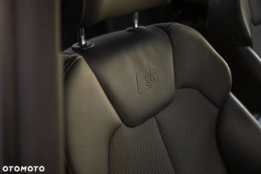 Audi Q5 40 TDI quattro S tronic S line - 22