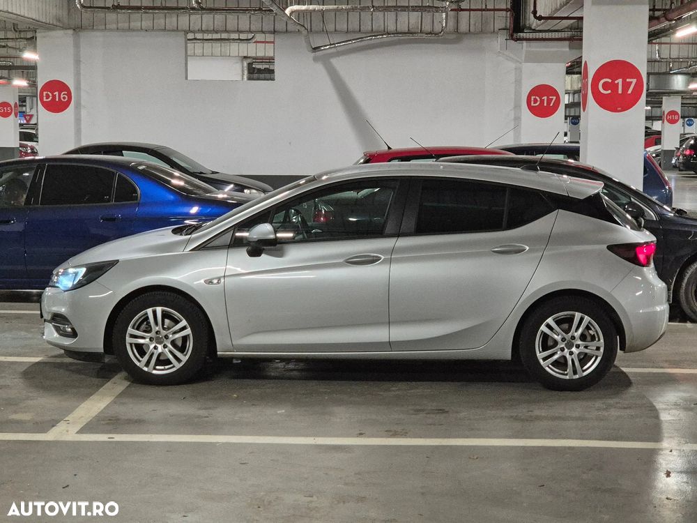 Opel Astra 1.2L Turbo Start/Stop Edition - 2