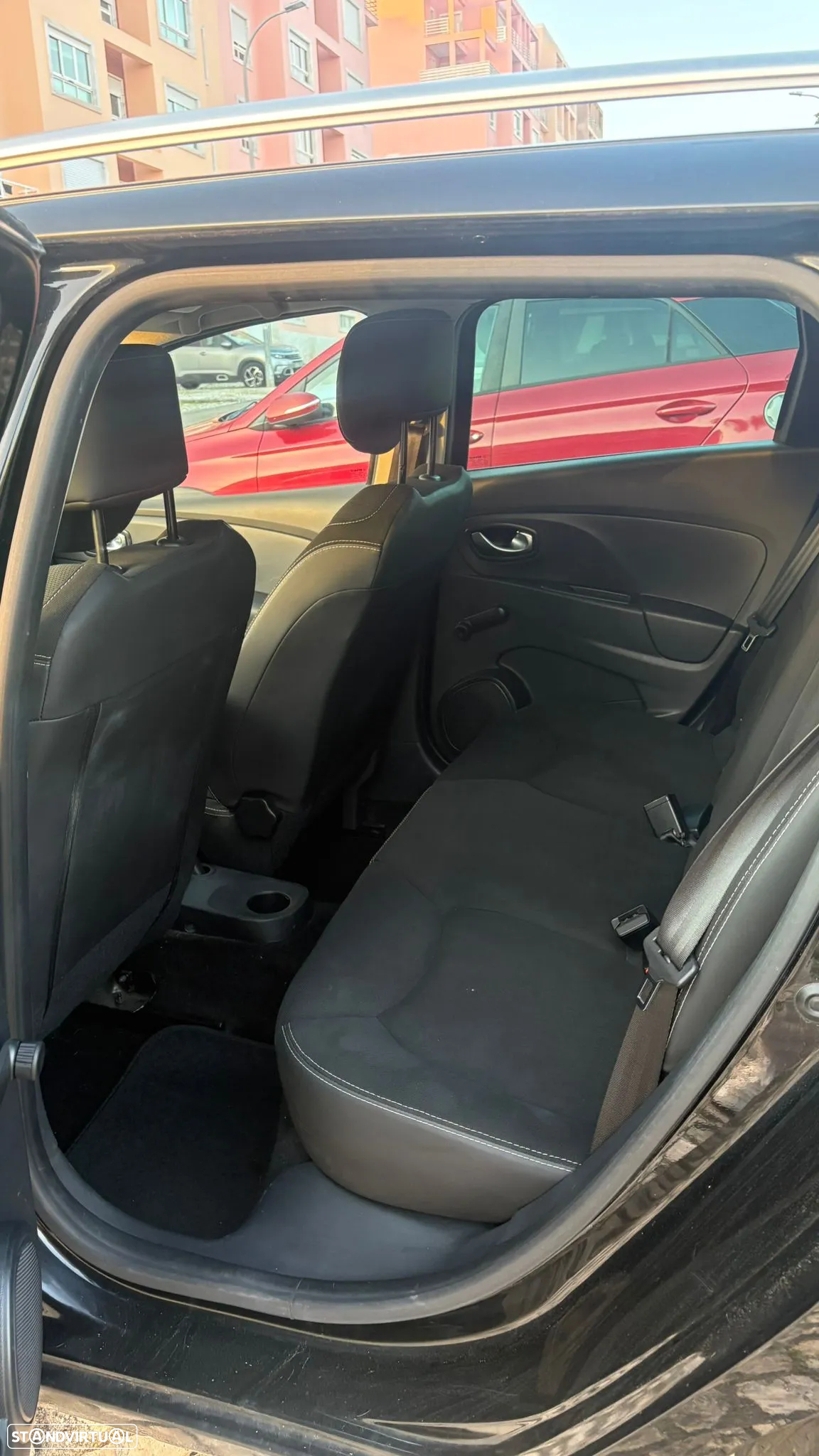 Renault Clio Sport Tourer 1.5 dCi - 9