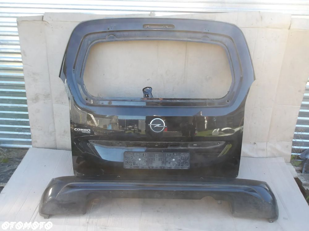 ZDERZAK TYLNY TYL PARTNER BERLINGO IV COMBO 6PDC - 15