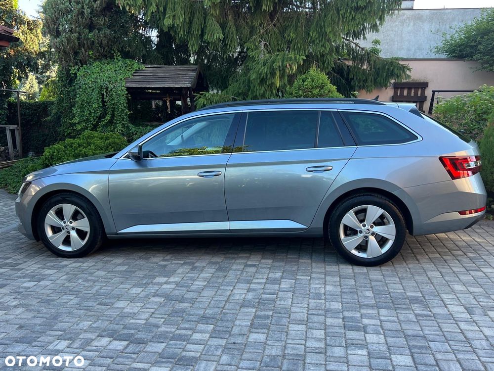 Skoda Superb 1.6 TDI GreenLine - 6