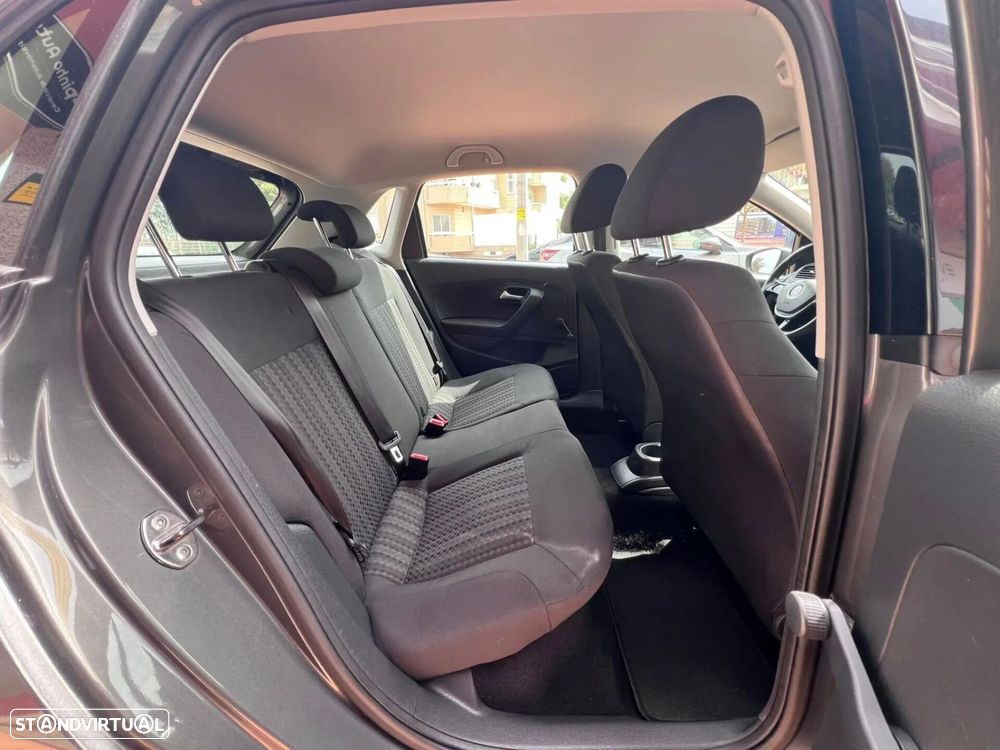 VW Polo - 8