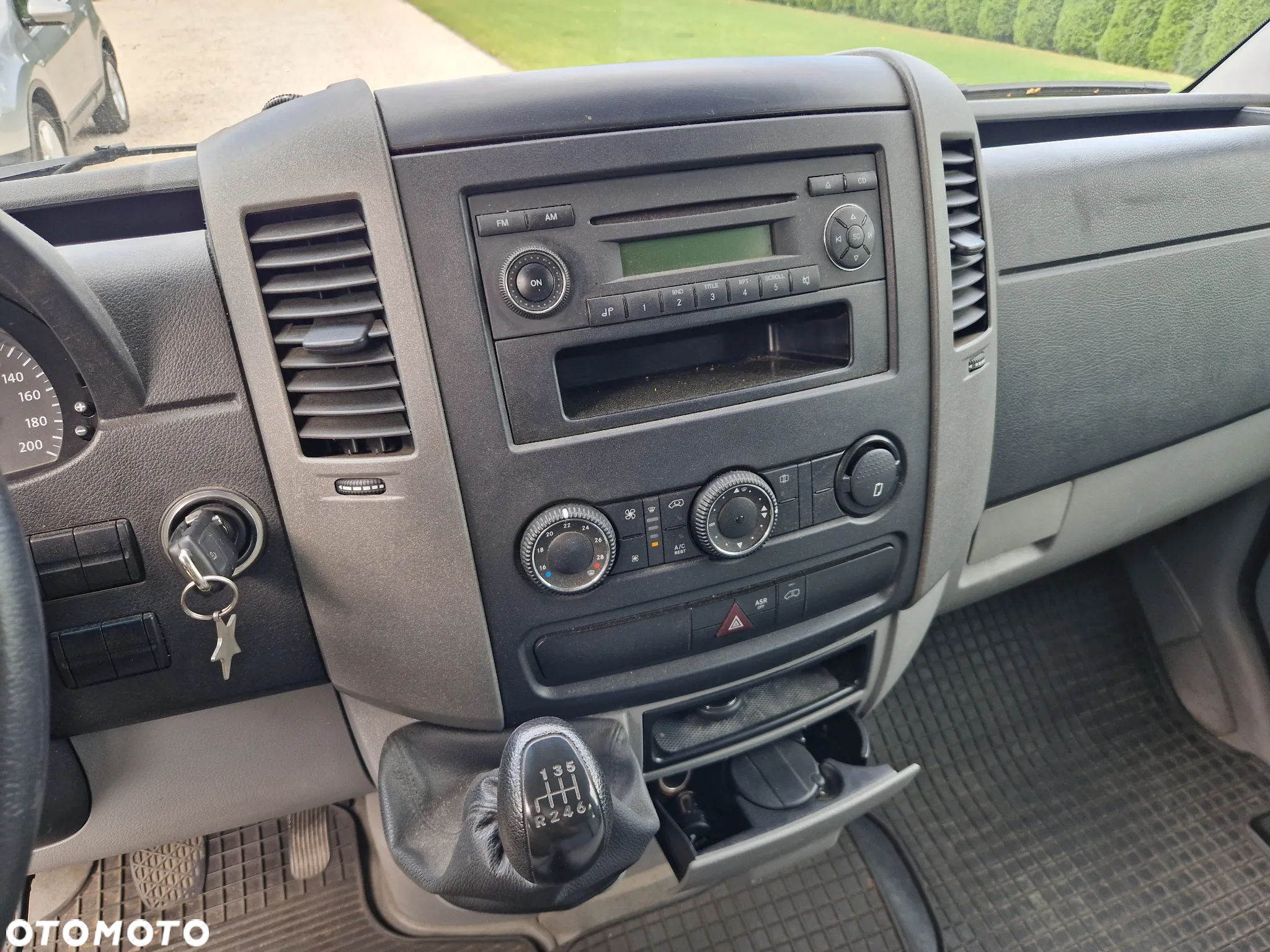 Volkswagen Crafter - 29
