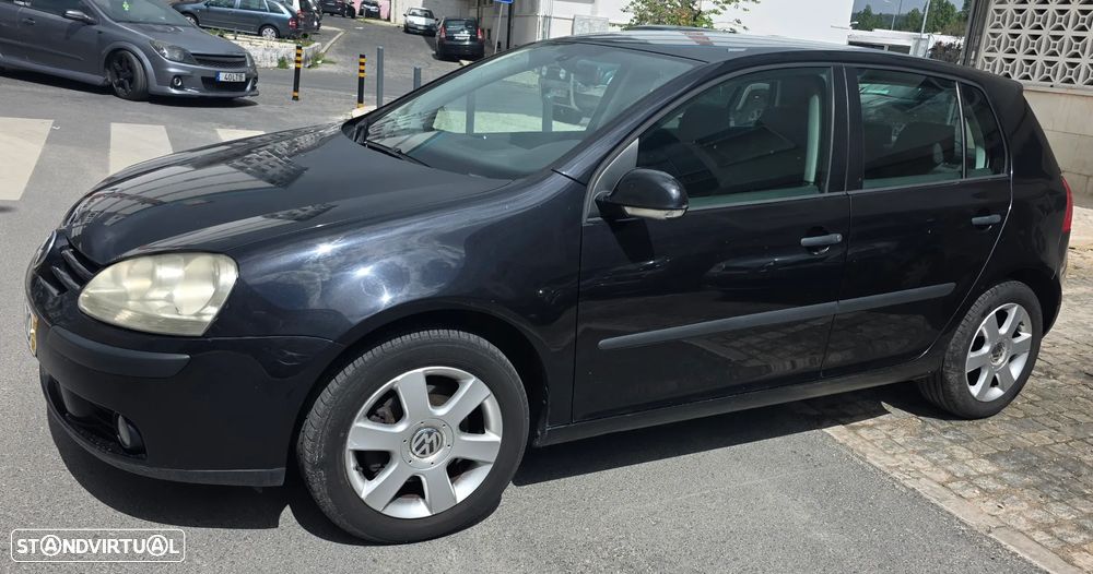 VW Golf 2.0 TDi Confortline - 2