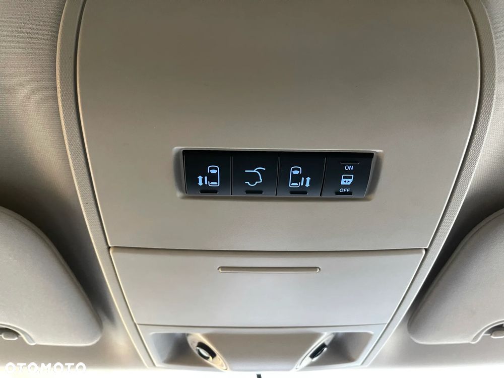 Chrysler Town & Country 3.6 Touring - 20