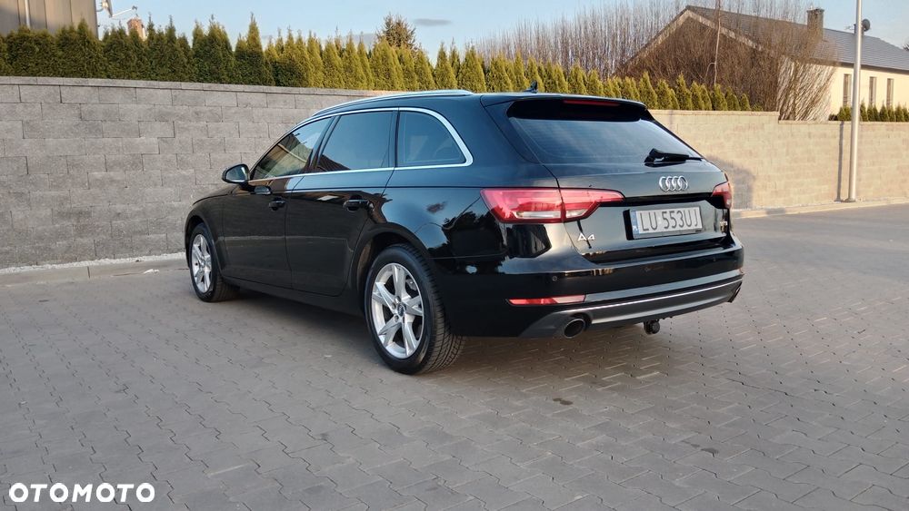 Audi A4 Avant - 19