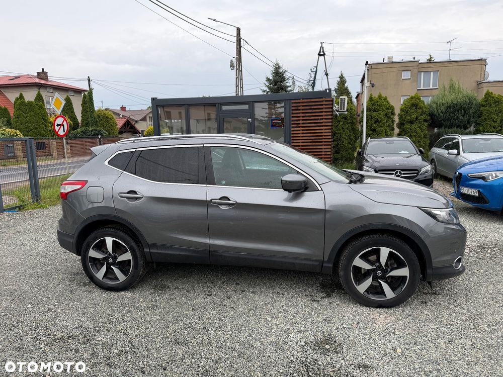 Nissan Qashqai 1.6 DIG-T N-Connecta - 9