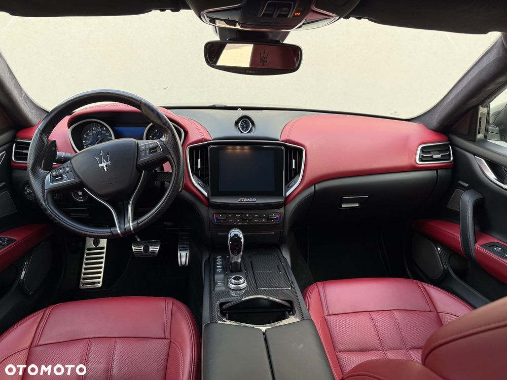 Maserati Ghibli S Q4 GranSport - 19