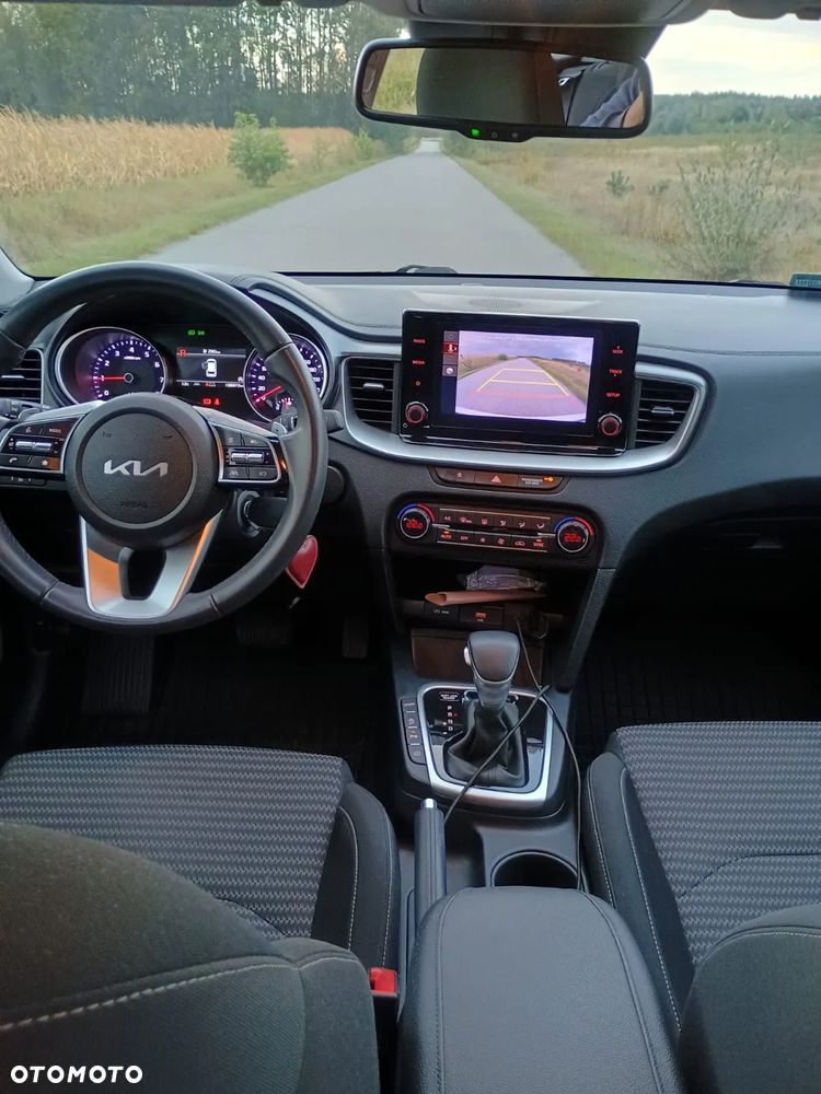 Kia Ceed - 12