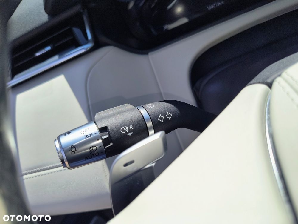 Land Rover Range Rover Velar 3.0 P400 mHEV R-Dynamic SE - 37