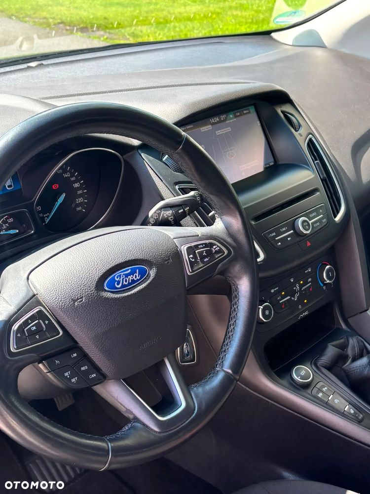 Ford Focus 1.0 EcoBoost 99g Start-Stopp-System Titanium - 10