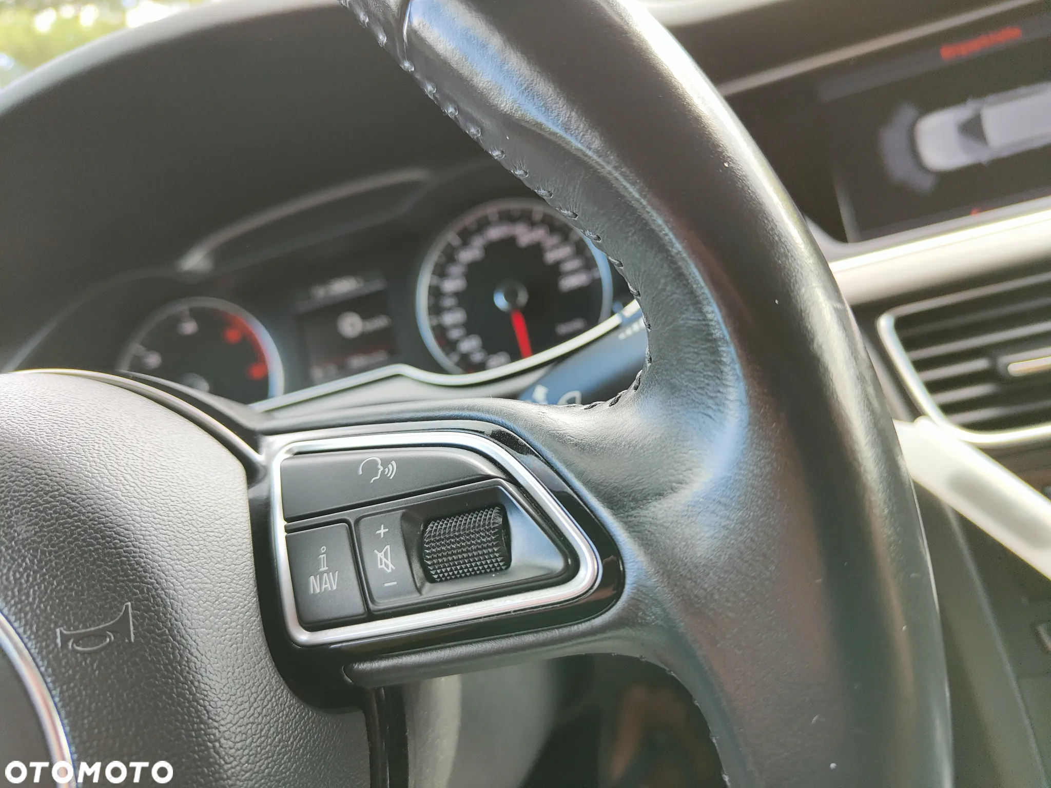 Audi A4 Avant 2.0 TDI ultra - 15