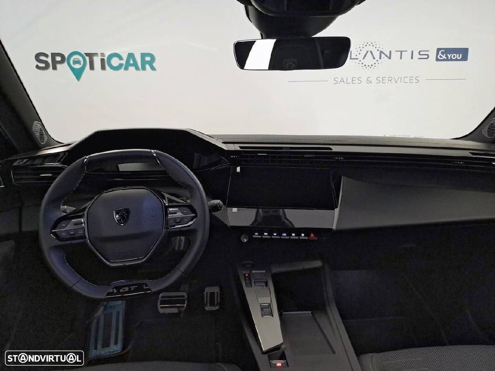 Peugeot 308 - 8