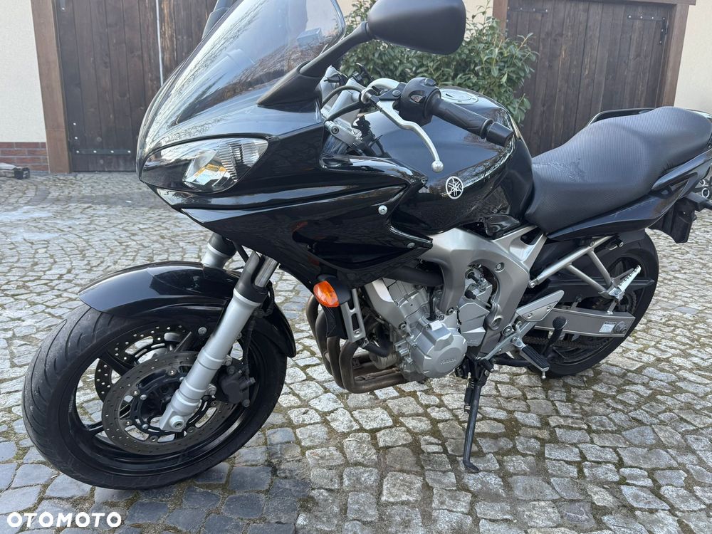 Yamaha FZ6 - 4