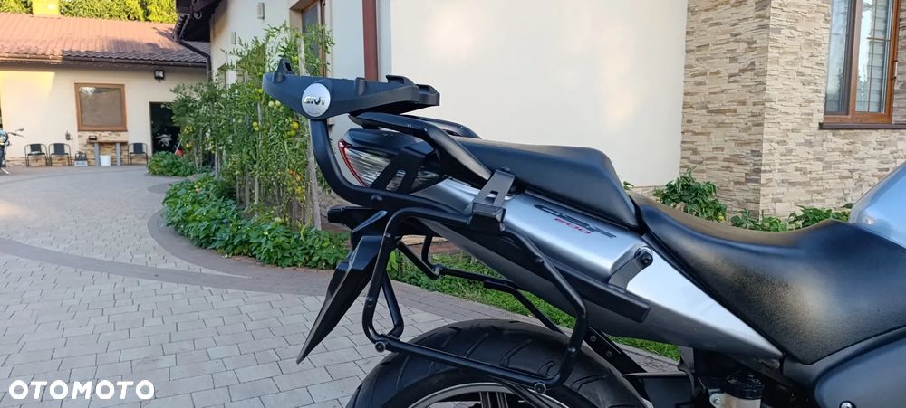 Honda CBF - 23