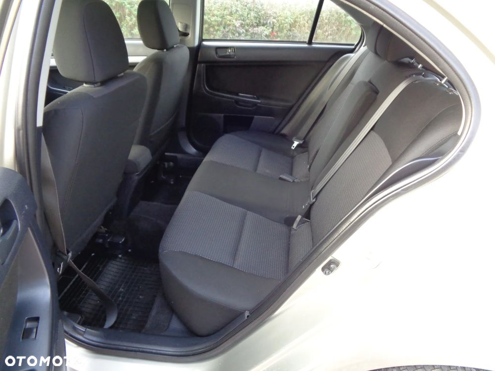 Mitsubishi Lancer 1.6 ClearTec Edition - 11