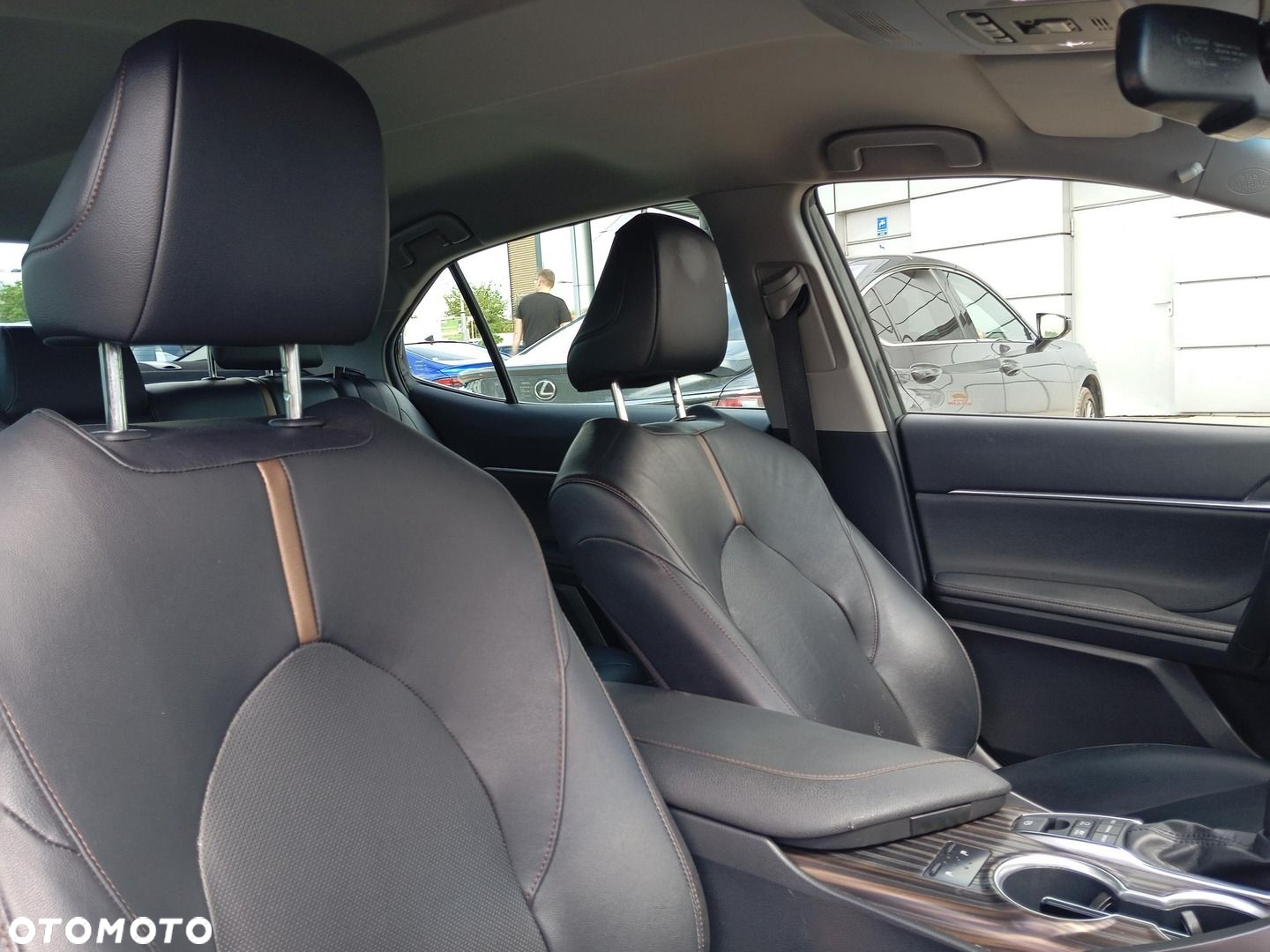 Toyota Camry 2.5 Hybrid Executive CVT - 15