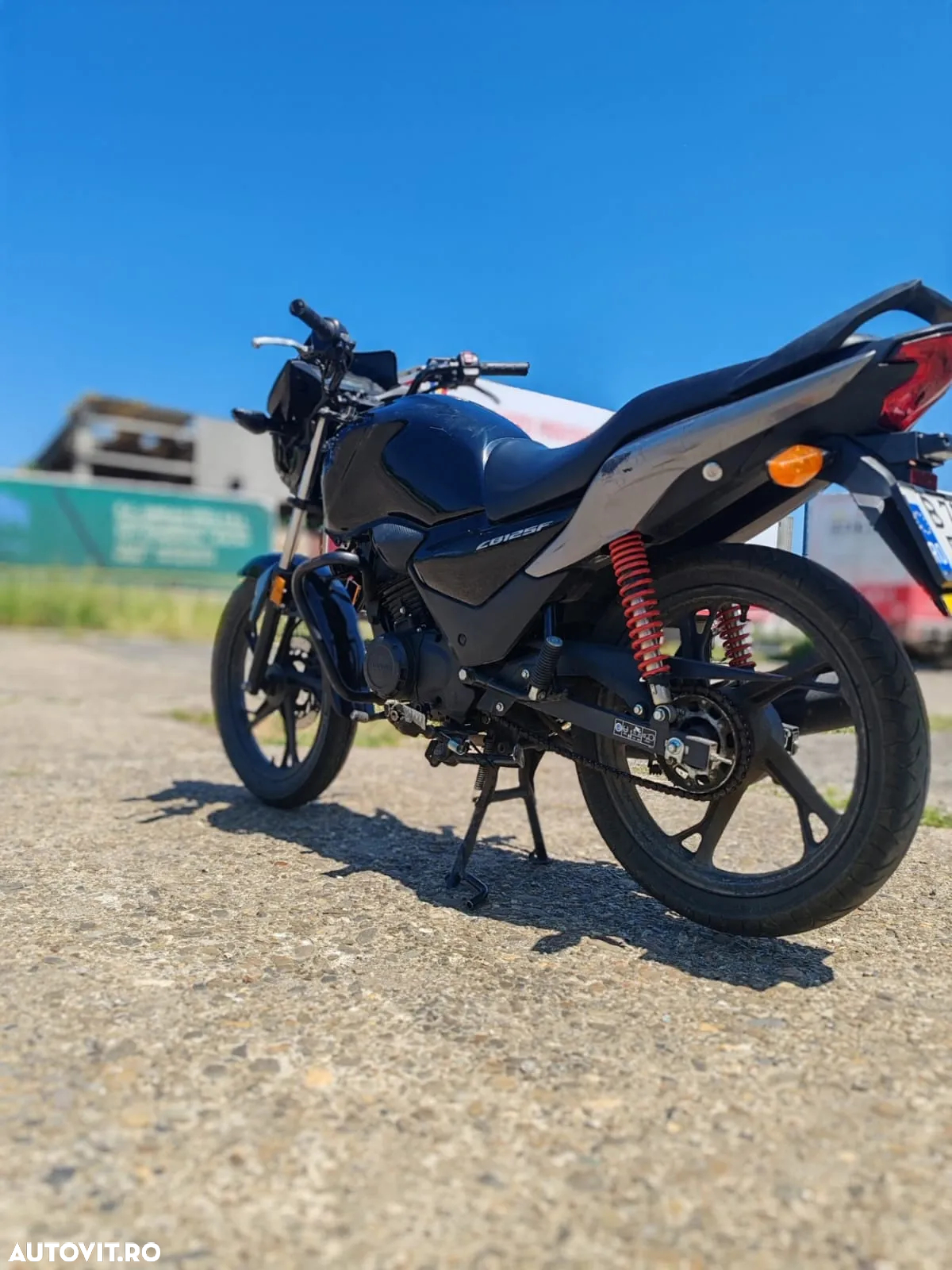 Honda CBF 125 Stunner - 2
