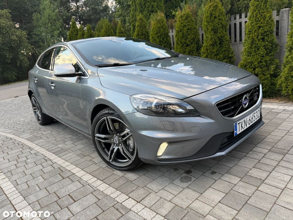 Volvo V40 D4 RDesign - 1