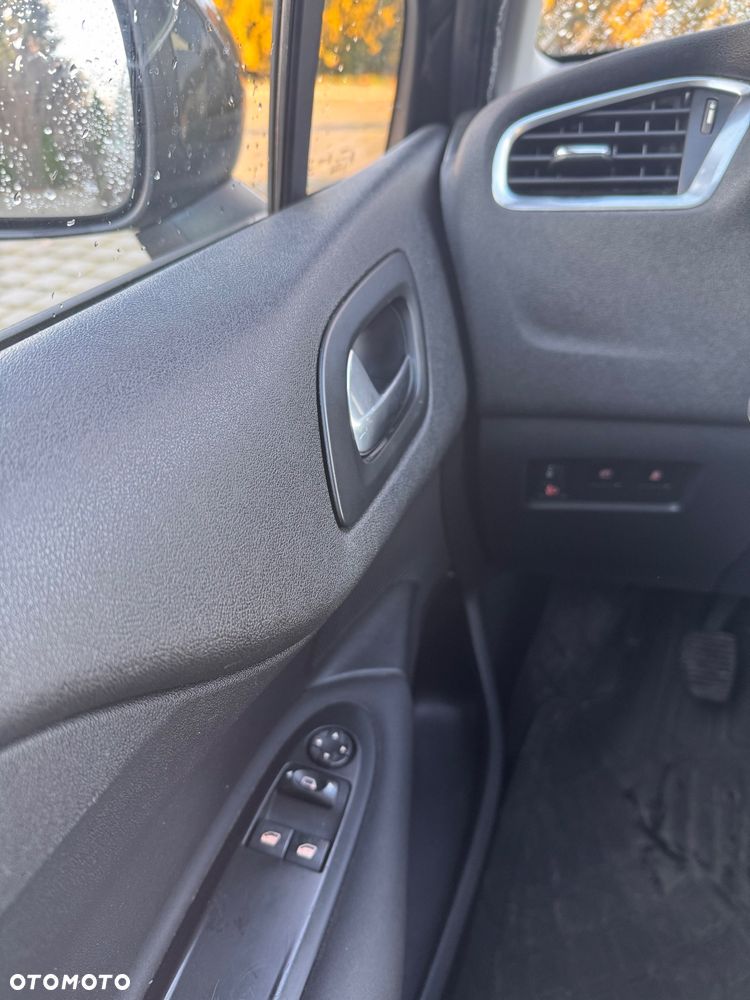 Citroën C4 VTi 95 Attraction - 13