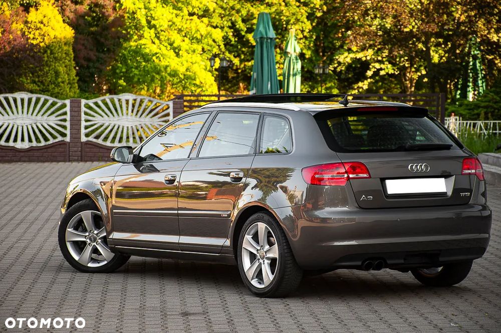 Audi A3 Sportback 1.8 TFSI S tronic Ambiente - 16