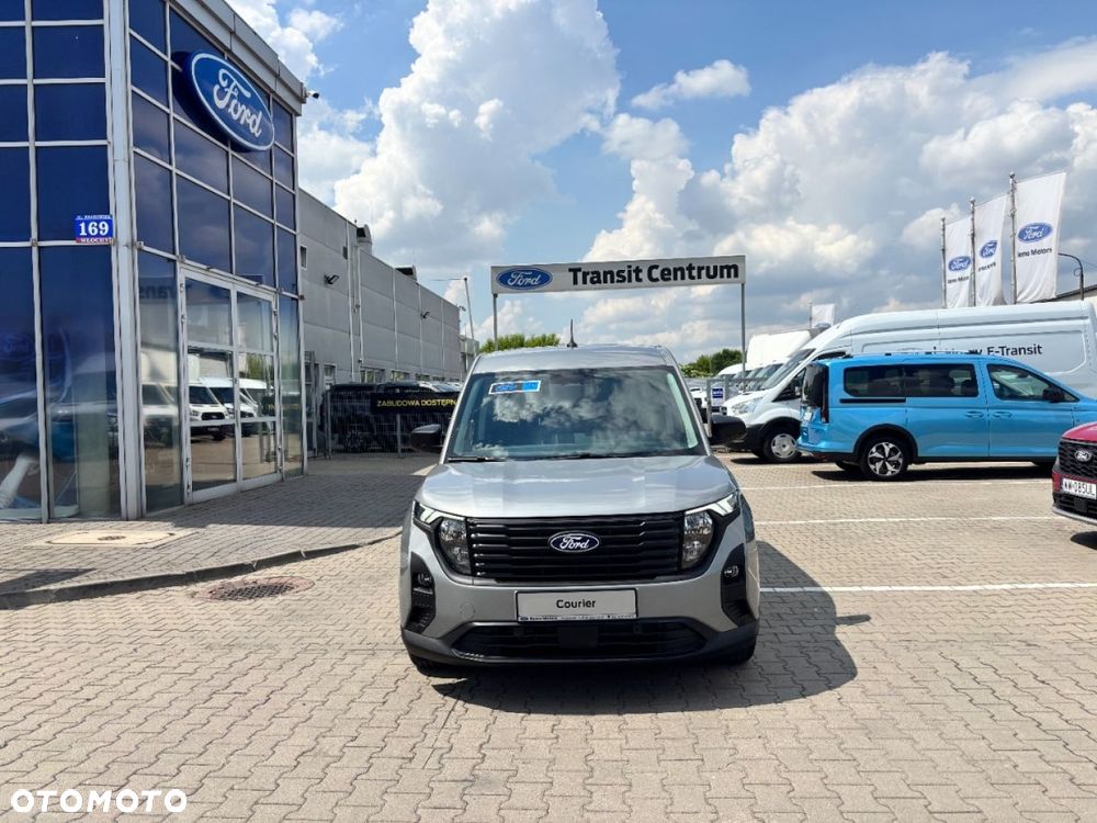 Ford Transit Courier - 3