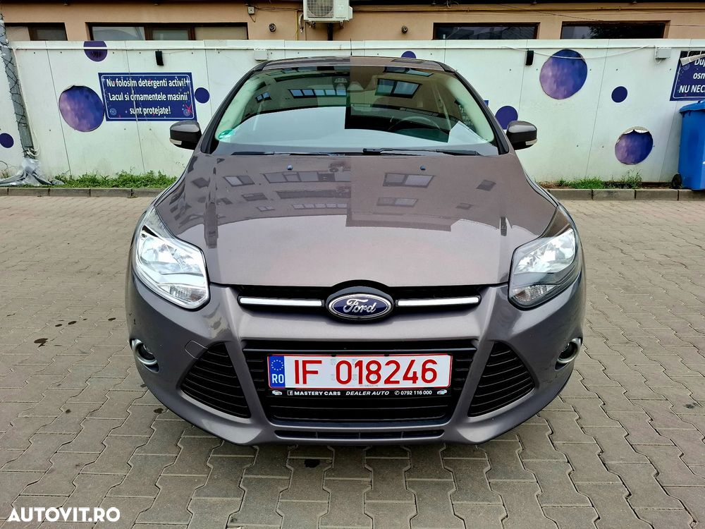 Ford Focus 1.6 TDCI ECOnetic 88g Start-Stopp-System Titanium - 8