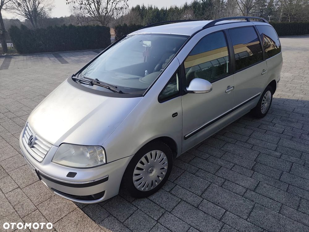 Volkswagen Sharan 1.9 TDI Basis - 2