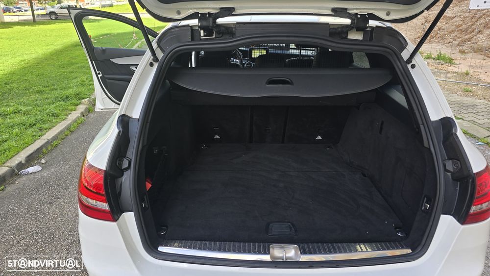 Mercedes-Benz C 300 BlueTEC Hybrid AMG Line - 24