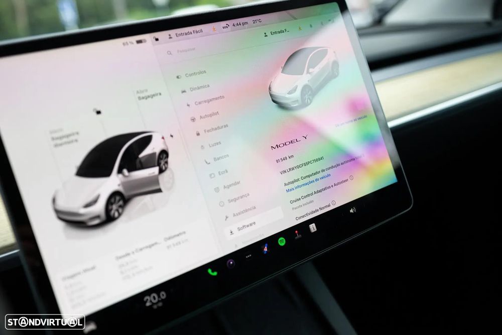 Tesla Model Y Standard - 9
