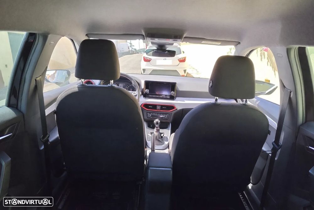 SEAT Arona 1.0 TSI FR - 13