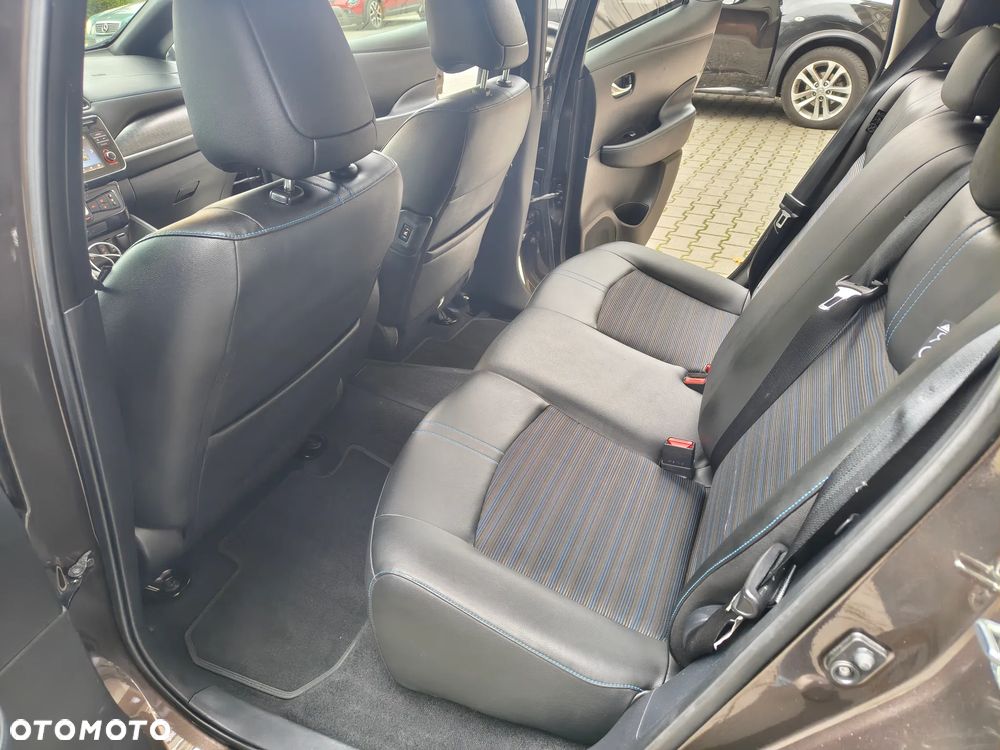 Nissan Leaf - 28