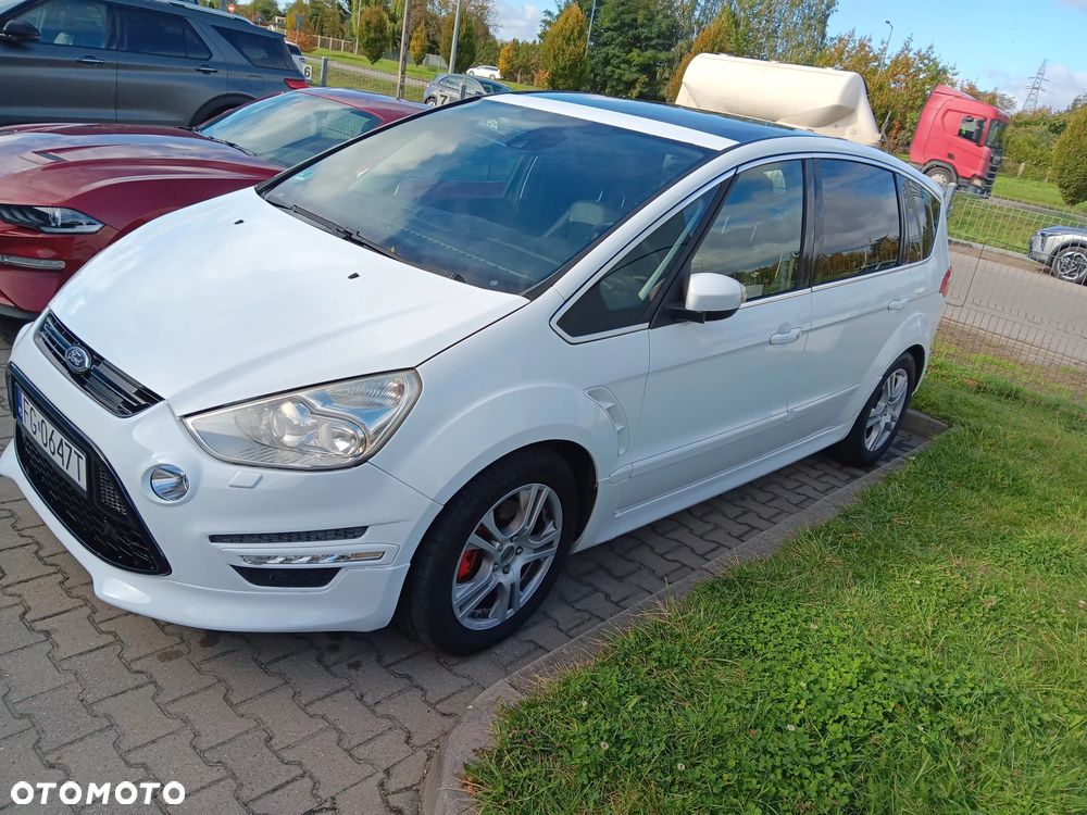 Ford S-Max 2011 photo 2