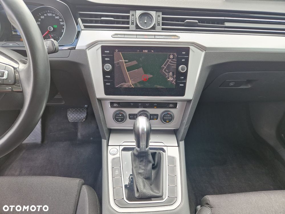Volkswagen Passat 2.0 TDI BMT Comfortline DSG7 - 19