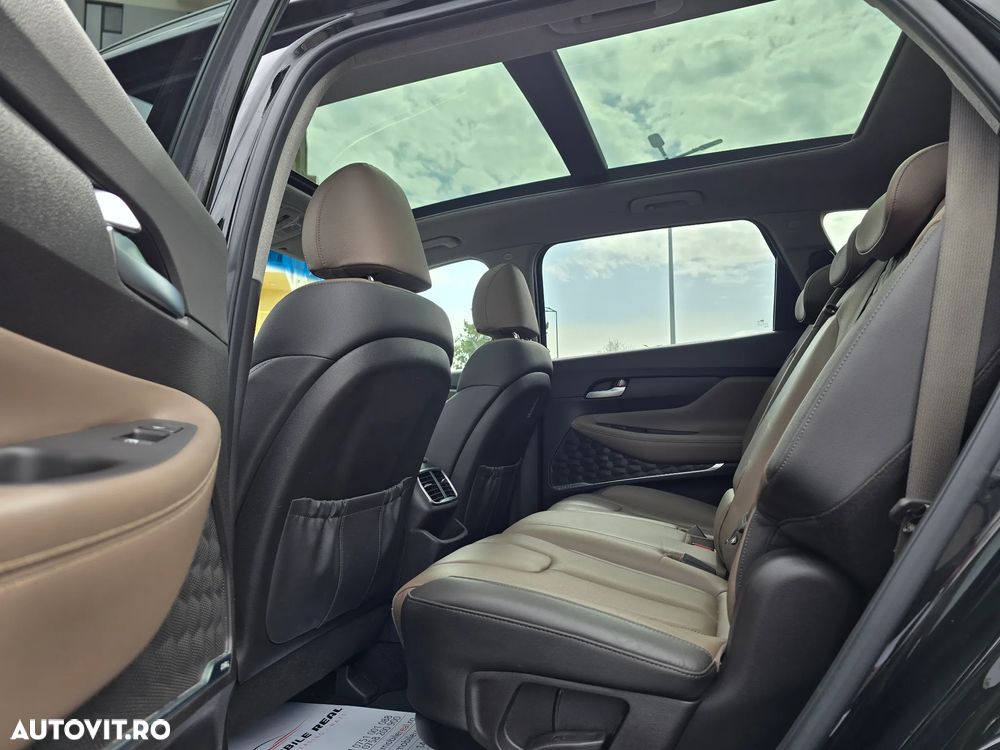 Hyundai Santa Fe 2.2 CRDi 4WD Automatik SEVEN Premium - 12