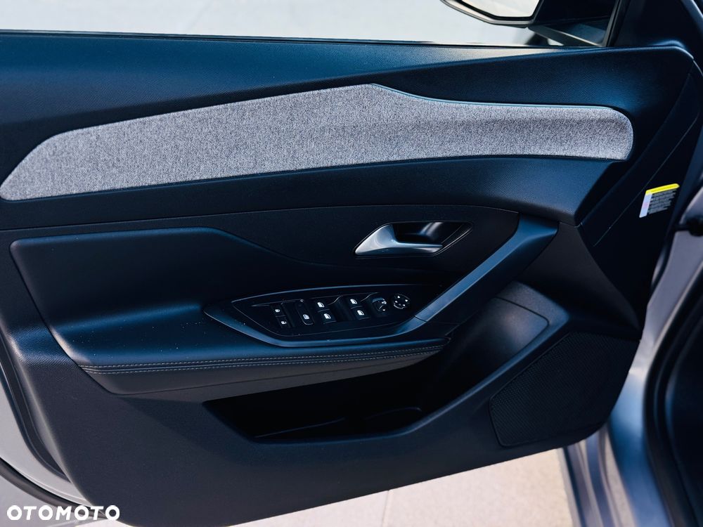 Peugeot 308 BlueHDi 130 EAT8 Allure Pack - 27