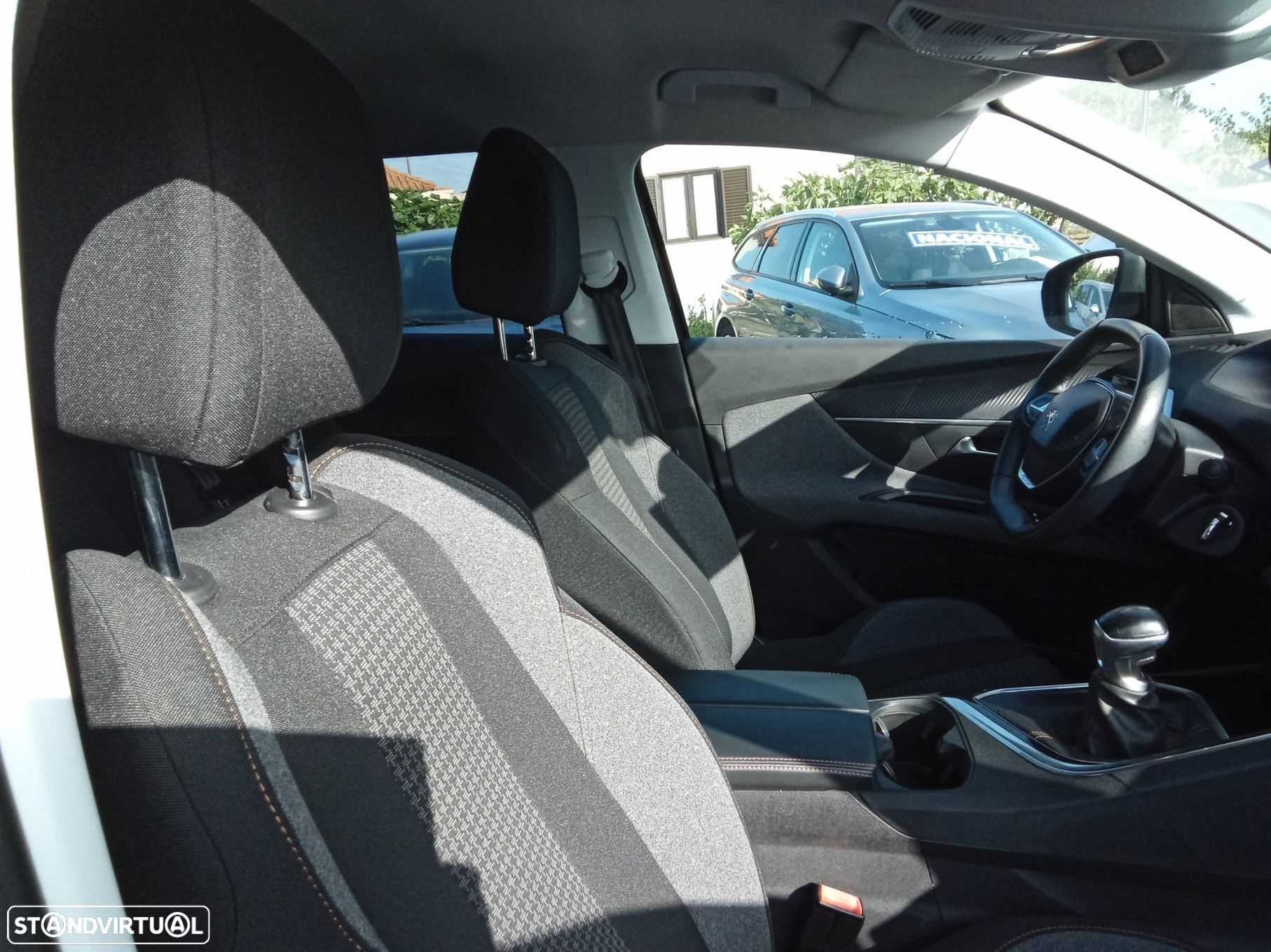 Peugeot 3008 - 25