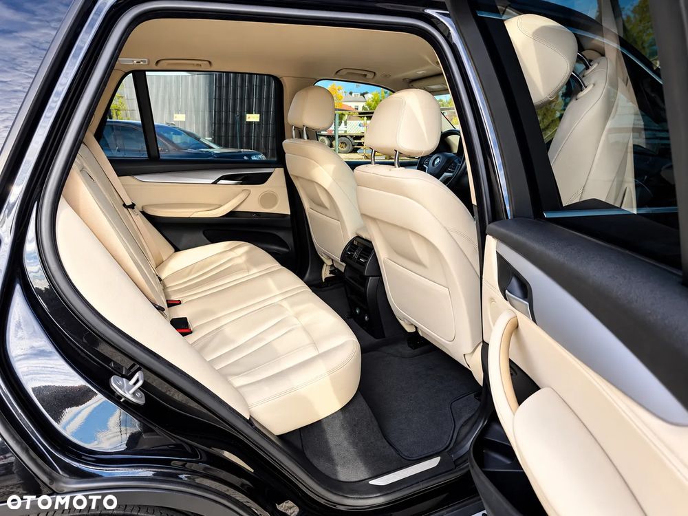 BMW X5 xDrive25d - 22